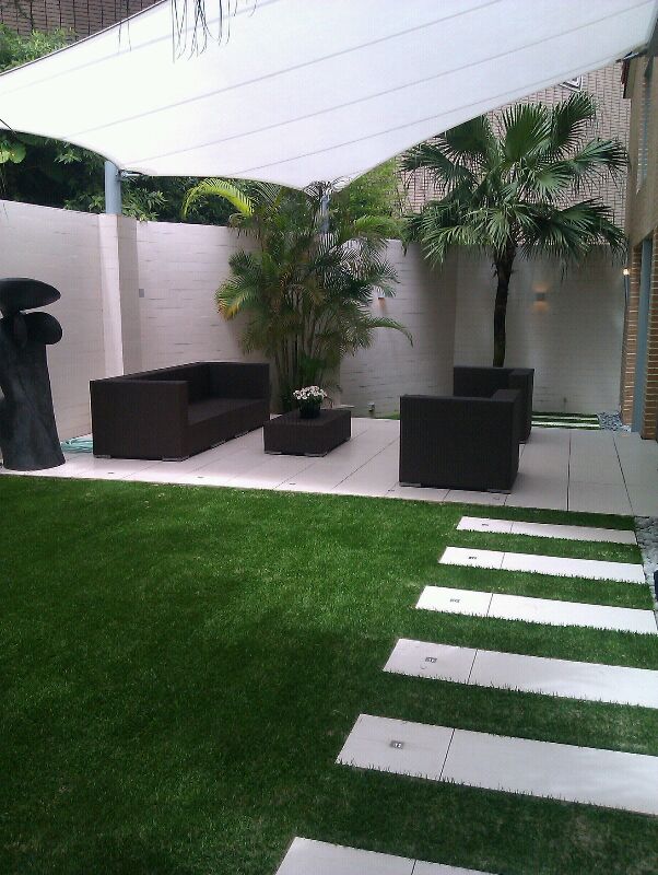 eaglelawn hong kong peak